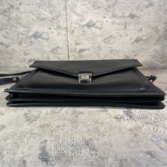 Time Resistance Leather Briefcase - Business Laptop Bag Italian Handmade - Picture 5 of 16